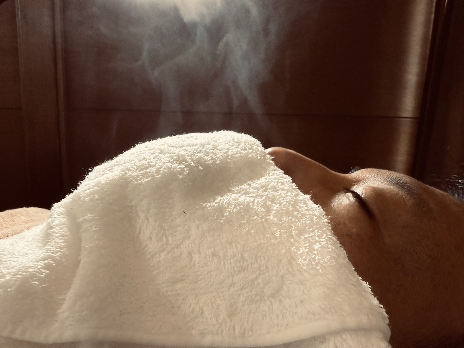 こだわりのシェービングと蒸しタオル